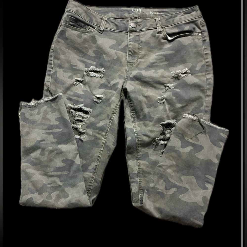 a.n.a Camo Ripped Ankle Jeans